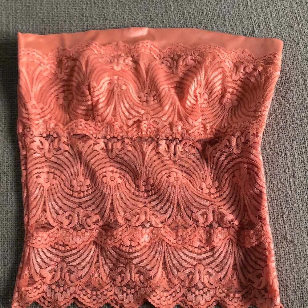 Bebe orange scalloped lace tube top in xs